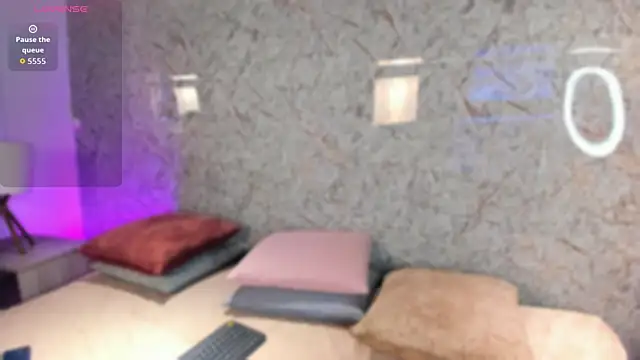 Snapshot of mell_muller chatting on June 6, 2026, 12:10 pm mell muller online show from June 6, 2026, 12:10 pm