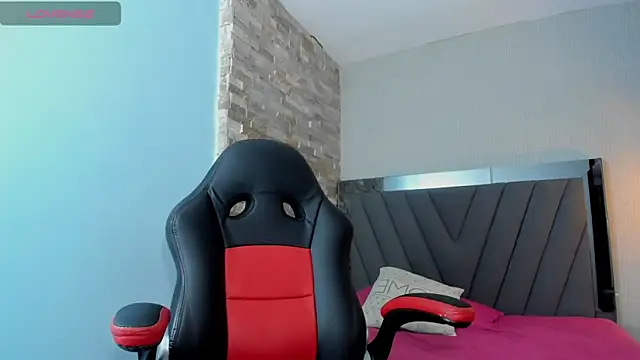 Snapshot of LUCIA_KHAN chatting on April 13, 2026, 7:07 pm LUCIA KHAN online show from April 13, 2026, 7:07 pm