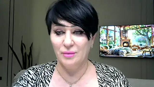 Snapshot of Kleotempt chatting on April 5, 2026, 6:03 pm Kleotempt online show from April 5, 2026, 6:03 pm