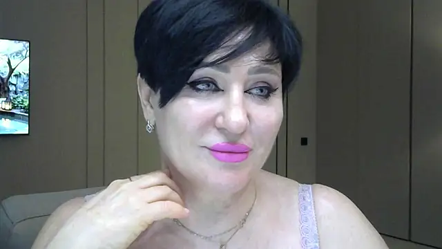Kleotempt online show from May 19, 2026, 8:16 pm