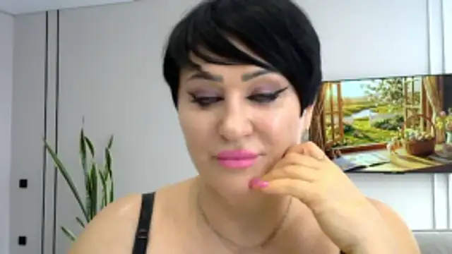 Snapshot of Kleotempt chatting on April 7, 2026, 12:18 pm Kleotempt online show from April 7, 2026, 12:18 pm