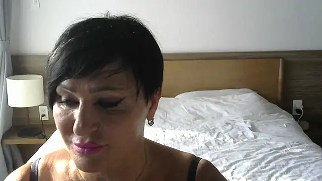 Kleotempt online show from June 14, 2026, 9:43 am