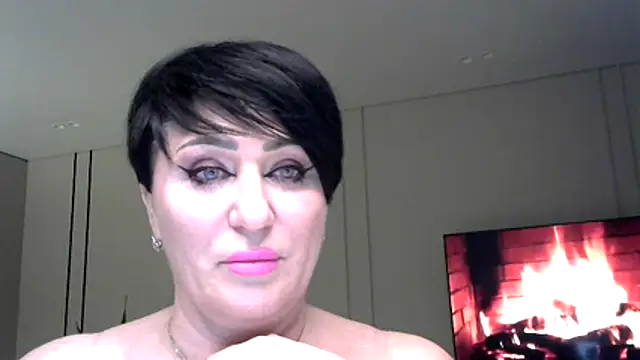 Snapshot of Kleotempt chatting on March 7, 2026, 5:40 pm Kleotempt online show from March 7, 2026, 5:40 pm