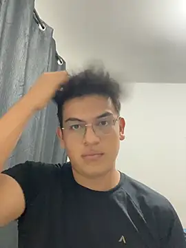 Snapshot of fer_2-00 chatting on February 24, 2026, 1:28 am fer 2-00 online show from February 24, 2026, 1:28 am