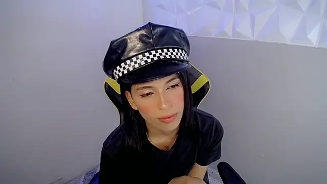 Snapshot of Larry_craft chatting on April 16, 2026, 9:26 pm Larry craft online show from April 16, 2026, 9:26 pm