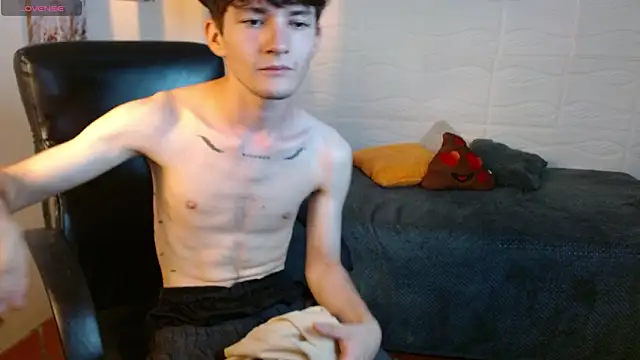 Snapshot of trevor_mob chatting on February 27, 2026, 7:46 pm trevor mob online show from February 27, 2026, 7:46 pm