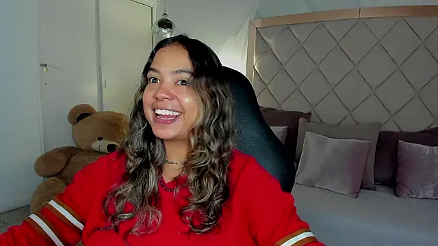 dulce lyraa1 online show from March 10, 2026, 4:38 am