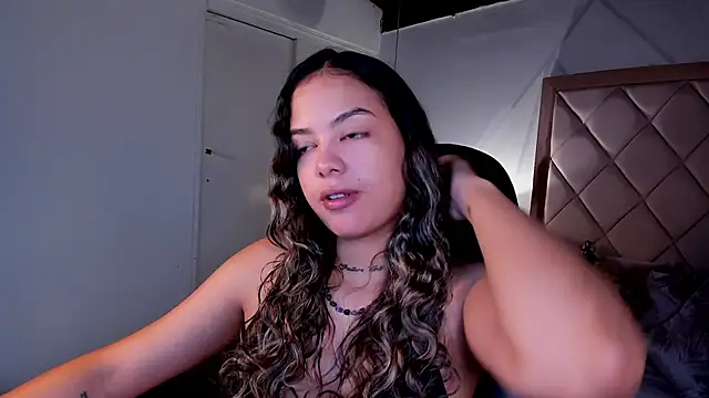 dulce lyraa1 online show from May 29, 2026, 4:18 am