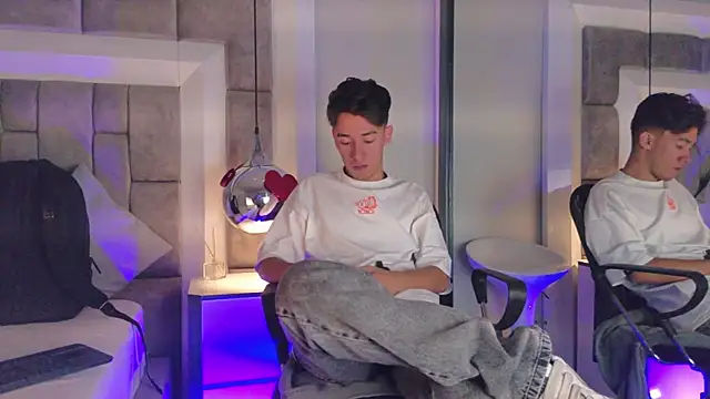 Austin Reedss online show from April 10, 2026, 2:46 pm