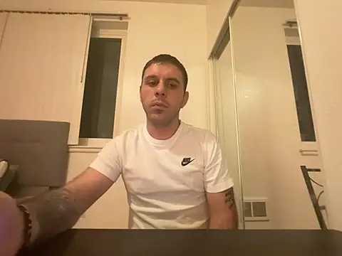 Snapshot of CristiX7 chatting on February 25, 2026, 6:02 am CristiX7 online show from February 25, 2026, 6:02 am