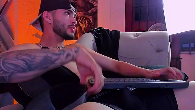 Vincentblack online show from April 20, 2026, 4:15 am