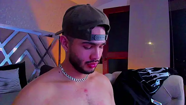 Vincentblack online show from June 16, 2026, 2:22 am