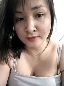 Jeassi-sica01 online show from April 25, 2026, 4:04 pm