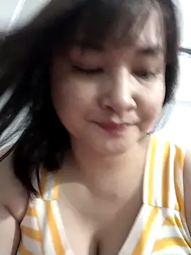 Jeassi-sica01 online show from May 10, 2026, 3:54 am