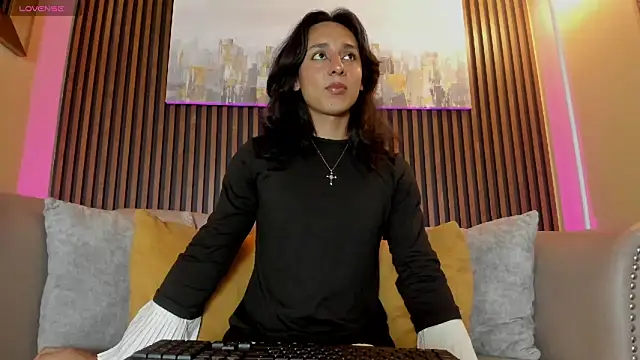 Elisasue online show from May 30, 2026, 2:51 am