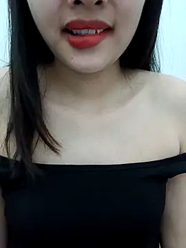 Snapshot of AmberBelle_007 chatting on March 9, 2026, 8:18 am AmberBelle 007 online show from March 9, 2026, 8:18 am