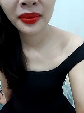 Snapshot of AmberBelle_007 chatting on April 11, 2026, 8:01 pm AmberBelle 007 online show from April 11, 2026, 8:01 pm