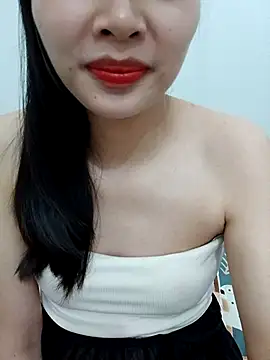 Snapshot of AmberBelle_007 chatting on March 23, 2026, 8:36 am AmberBelle 007 online show from March 23, 2026, 8:36 am