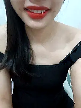 Snapshot of AmberBelle_007 chatting on April 3, 2026, 8:26 pm AmberBelle 007 online show from April 3, 2026, 8:26 pm