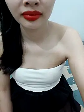 Snapshot of AmberBelle_007 chatting on April 9, 2026, 7:14 am AmberBelle 007 online show from April 9, 2026, 7:14 am