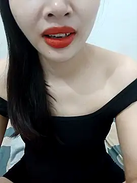 Snapshot of AmberBelle_007 chatting on April 3, 2026, 7:26 am AmberBelle 007 online show from April 3, 2026, 7:26 am