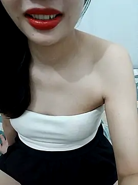 Snapshot of AmberBelle_007 chatting on April 11, 2026, 7:45 am AmberBelle 007 online show from April 11, 2026, 7:45 am