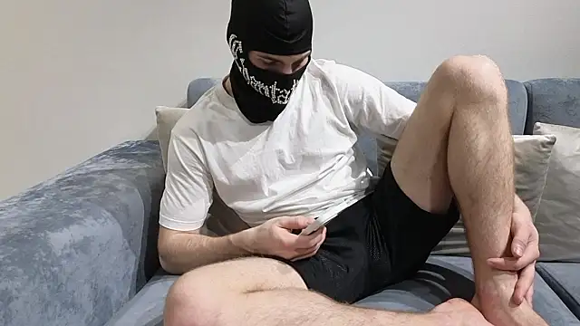 chantatummm online show from March 7, 2026, 4:12 pm