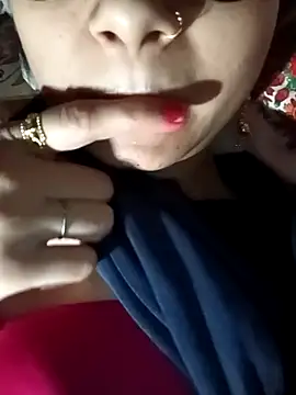 Rashmika Mandana online show from May 14, 2026, 8:44 am