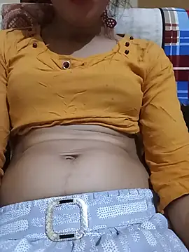Rashmika Mandana online show from May 17, 2026, 2:06 pm