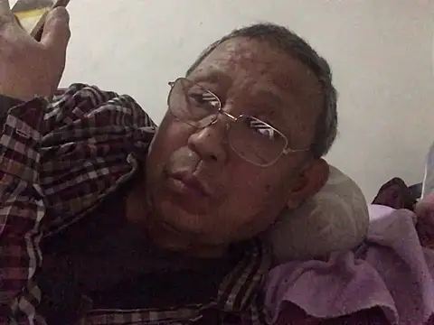 Snapshot of yaocaobi8 chatting on March 18, 2026, 1:13 pm yaocaobi8 online show from March 18, 2026, 1:13 pm