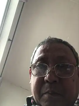 Snapshot of yaocaobi8 chatting on March 28, 2026, 12:33 am yaocaobi8 online show from March 28, 2026, 12:33 am