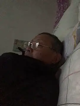 Snapshot of yaocaobi8 chatting on March 5, 2026, 10:01 am yaocaobi8 online show from March 5, 2026, 10:01 am