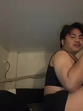 Snapshot of anya_larass chatting on February 24, 2026, 12:17 pm anya larass online show from February 24, 2026, 12:17 pm