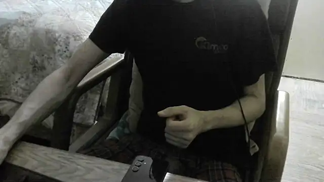 Snapshot of FiSTALiTY chatting on June 30, 2026, 10:59 am FiSTALiTY online show from June 30, 2026, 10:59 am