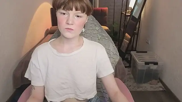 Snapshot of _DreamLuna1_ chatting on March 11, 2026, 1:16 pm DreamLuna1 online show from March 11, 2026, 1:16 pm