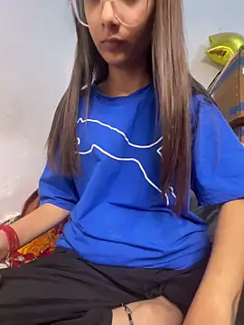 sexy liciy online show from February 28, 2026, 2:28 pm