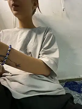 sexy liciy online show from April 7, 2026, 3:58 pm