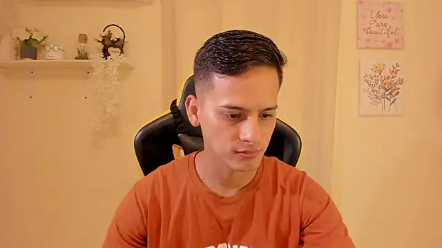 Snapshot of sexy_andres01 chatting on February 26, 2026, 1:55 pm sexy andres01 online show from February 26, 2026, 1:55 pm