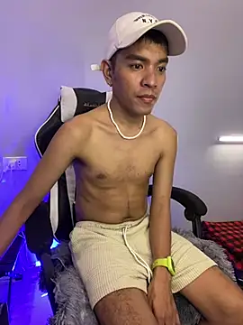 asian darlingcummersxXx online show from March 16, 2026, 3:37 pm