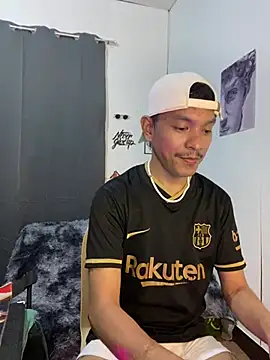 asian darlingcummersxXx online show from May 6, 2026, 12:31 pm