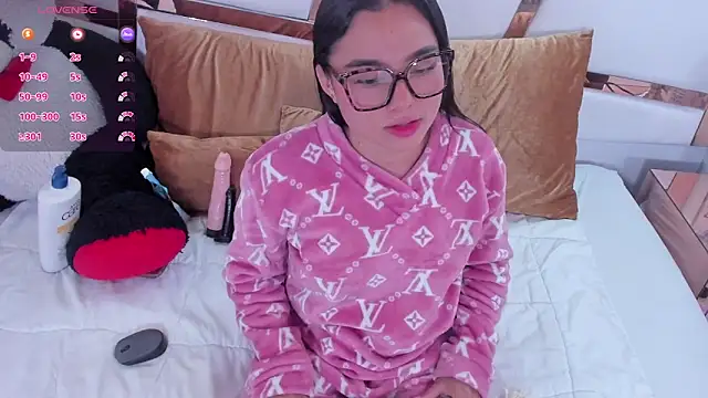 Snapshot of shelseanova chatting on April 14, 2026, 3:55 am shelseanova online show from April 14, 2026, 3:55 am