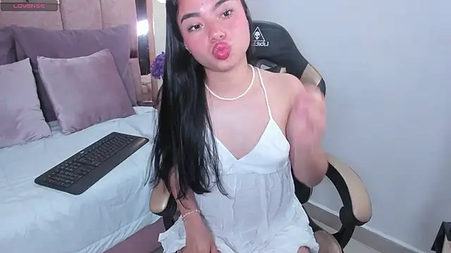 shelseanova online show from February 25, 2026, 1:44 pm