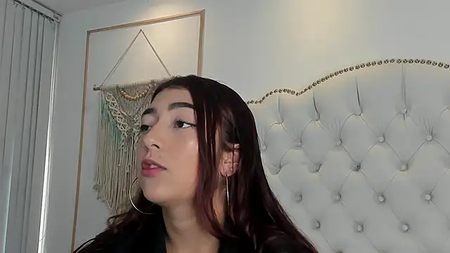 Sara funy online show from May 28, 2026, 11:27 am