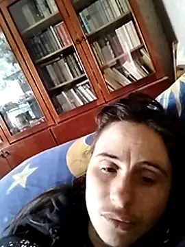 Snapshot of Stellary3752 chatting on April 9, 2026, 9:37 am Stellary3752 online show from April 9, 2026, 9:37 am