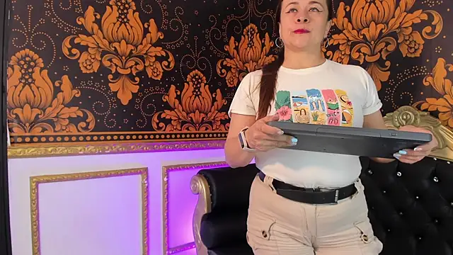 iliy perverted online show from May 26, 2026, 11:41 am