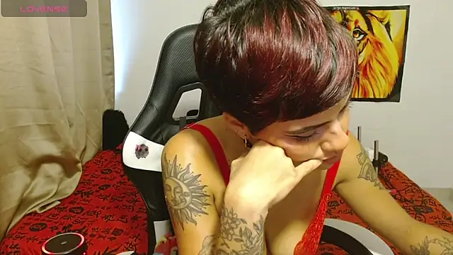 Divinejewel69 online show from March 28, 2026, 7:59 pm