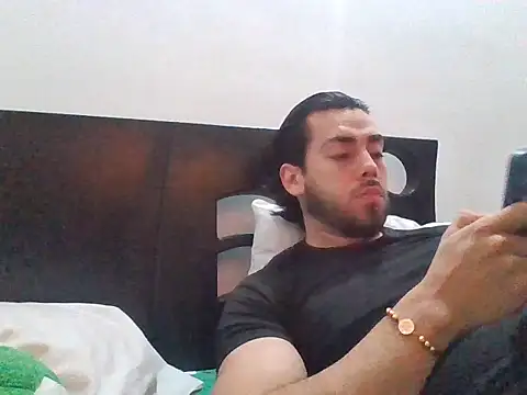 Snapshot of Axel__Blaze chatting on July 20, 2026, 2:19 pm Axel Blaze online show from July 20, 2026, 2:19 pm