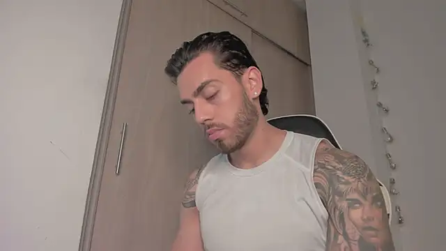 Axel  Blaze online show from March 26, 2026, 12:25 pm