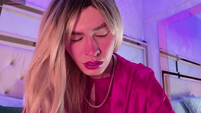 kamilla rossi online show from May 22, 2026, 7:34 pm