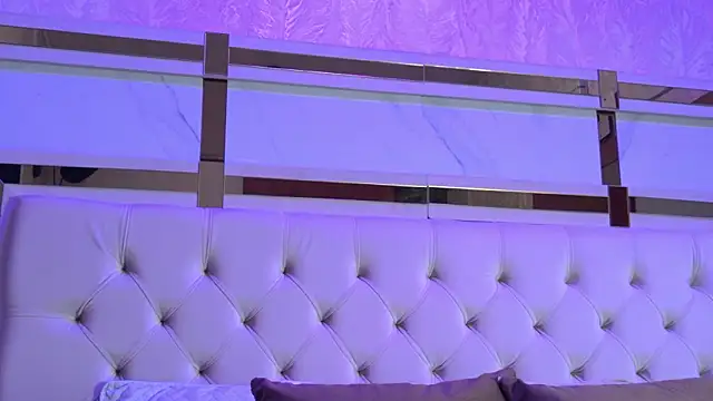 kamilla rossi online show from March 12, 2026, 7:07 pm